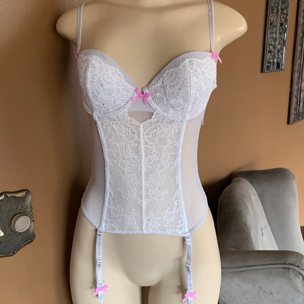 Victoria’s Secret Bra Babydoll Corset Garters Lingerie Teddy Nightgown Intimate